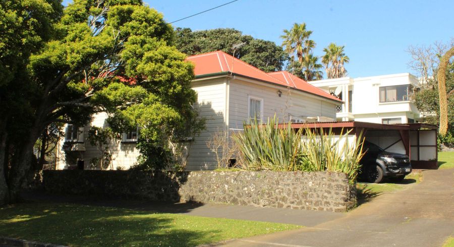  at 2/33 Mt Albert Rd, Mt Albert, Mount Albert, Auckland City, Auckland