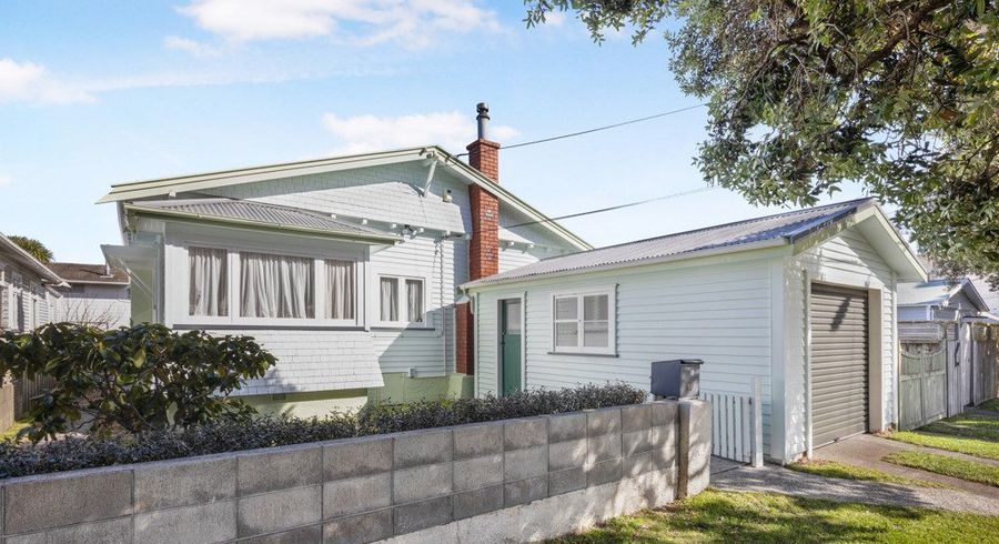  at 96 Miramar Avenue, Miramar, Wellington