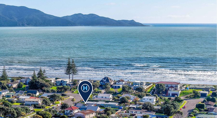  at 7 Eruini Street, Waikanae Beach, Kapiti Coast, Wellington