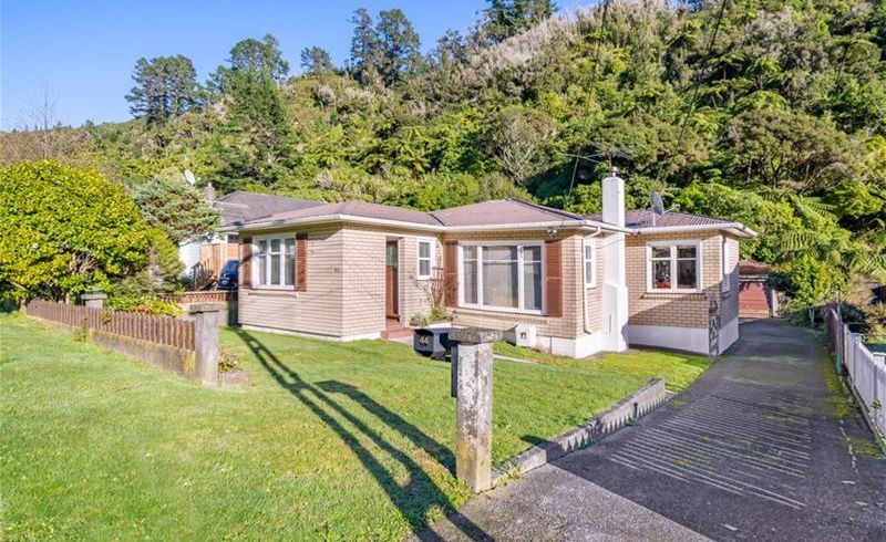  at 44 Sunny Grove, Wainuiomata, Lower Hutt