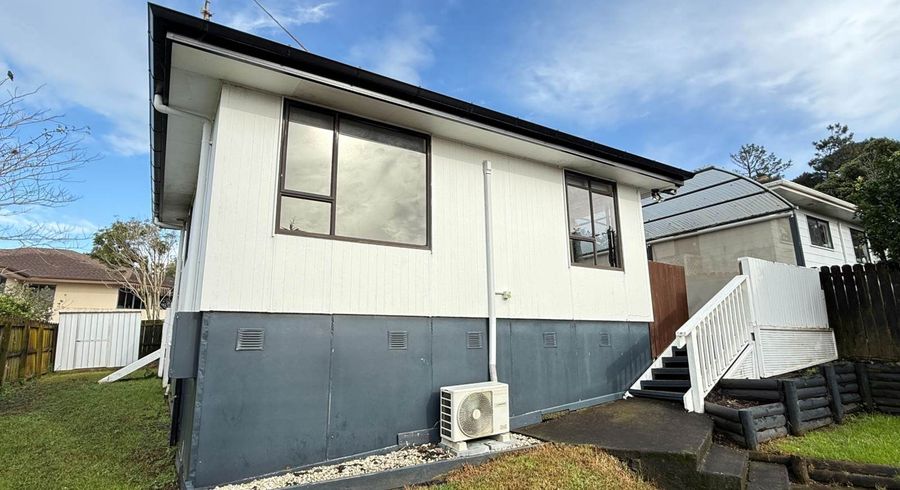  at 39A Caribbean Drive, Unsworth Heights, North Shore City, Auckland