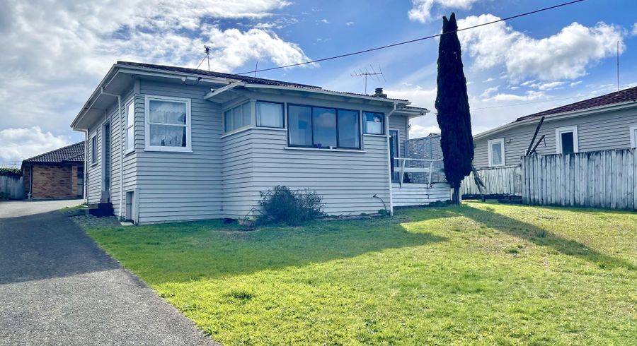  at 34 Wattle Street, New Lynn, Waitakere City, Auckland
