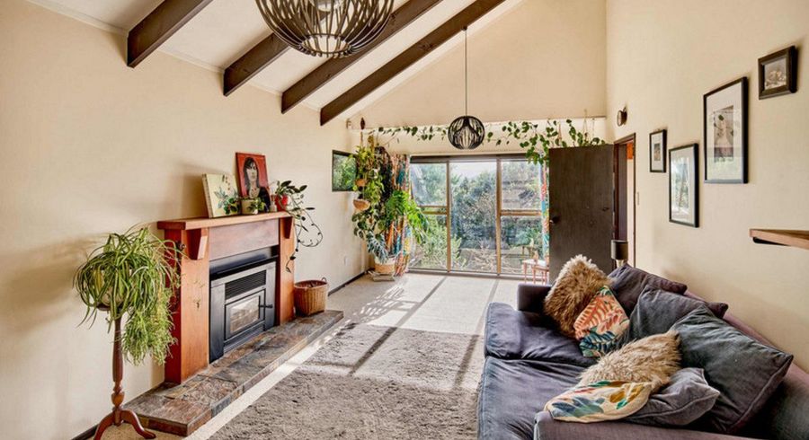  at 9 Kenef Road, Paremata, Porirua, Wellington