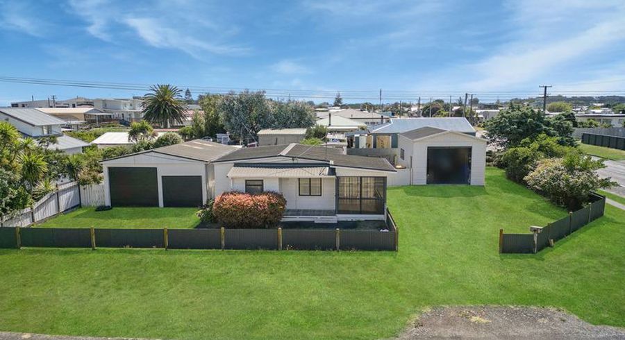  at 90 Seabury Avenue, Foxton Beach, Foxton