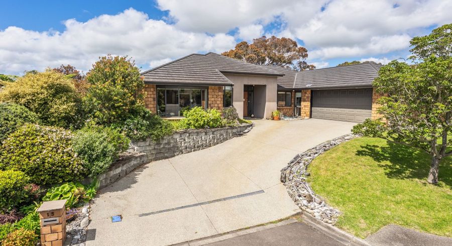  at 15 Fairway Oaks Dr, Waikanae Beach, Kapiti Coast, Wellington