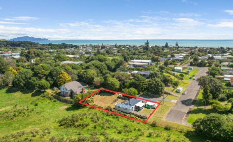  at 11 Rata Street, Otaki Beach, Otaki