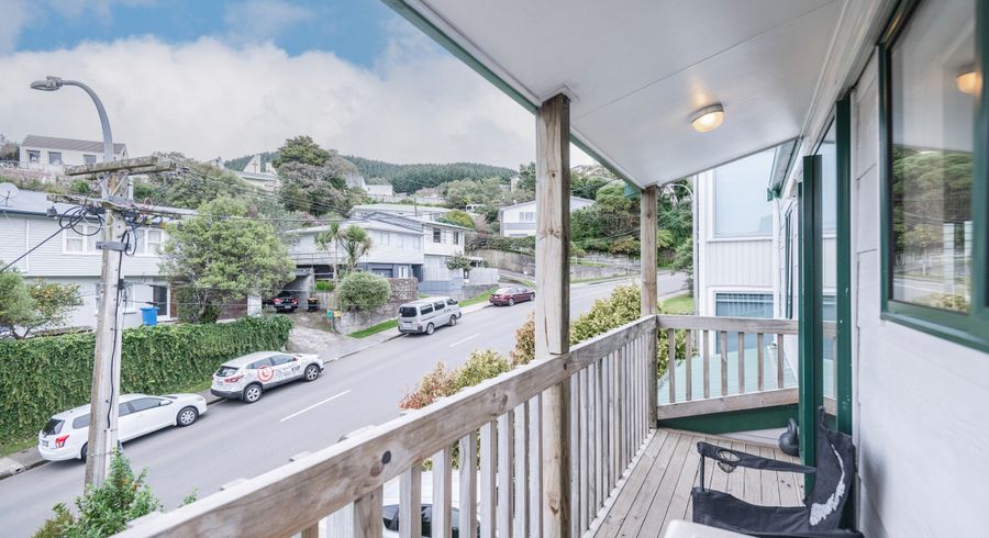  at 99 Redwood Avenue, Tawa, Wellington