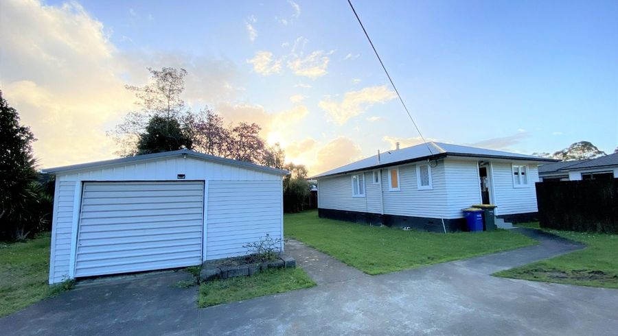  at 37 Harrington Road, Henderson, Auckland