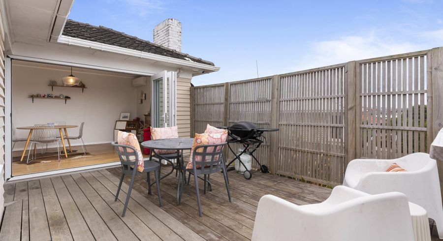  at 57 Court Crescent, Panmure, Auckland