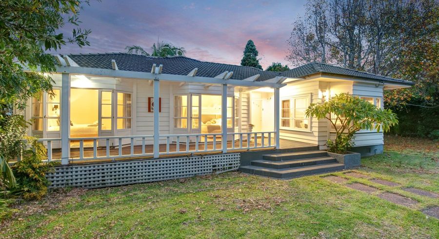  at 9 Glamis Avenue, Manly, Rodney, Auckland