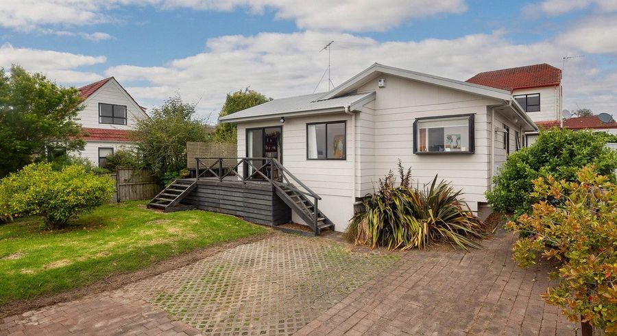  at 128A Boundary Road, Blockhouse Bay, Auckland