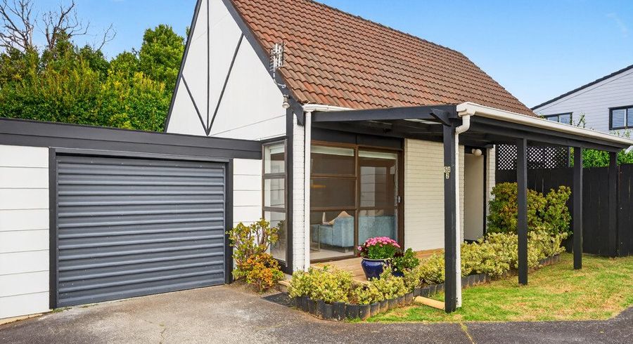  at 2/5a Tobruk Crescent, Milford, North Shore City, Auckland