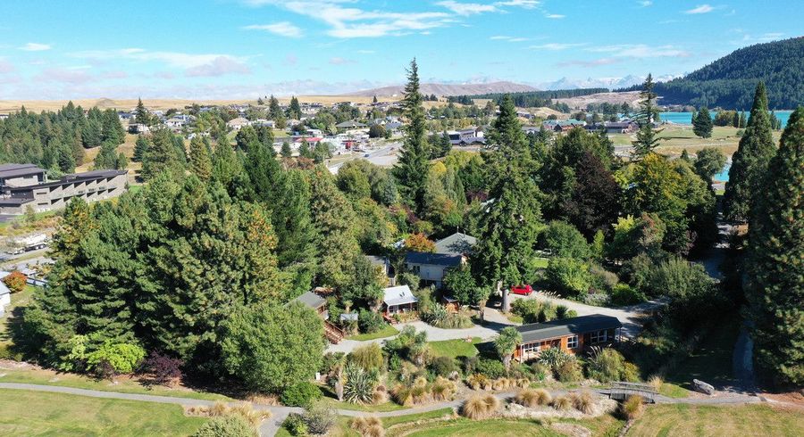  at 190 Sealy Road, Omata, New Plymouth