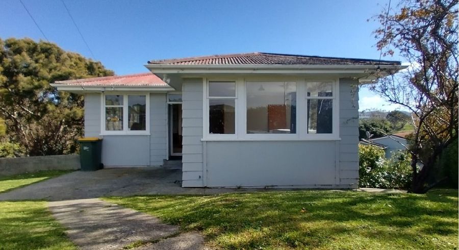  at 33 Castor Crescent, Cannons Creek, Porirua, Wellington