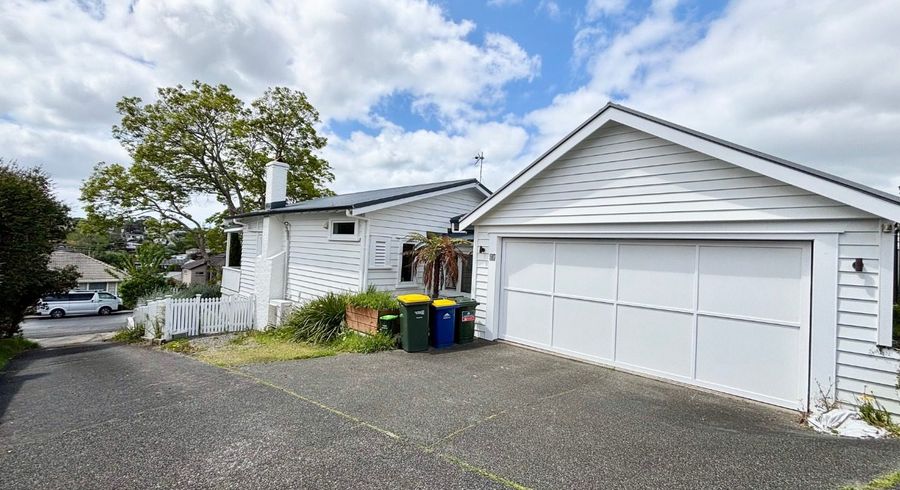  at 1/16 Corunna Road, Milford, North Shore City, Auckland