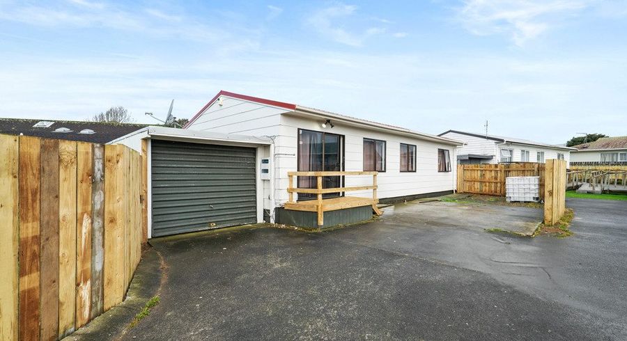  at 1/20 Volta Place, Clendon Park, Manukau City, Auckland