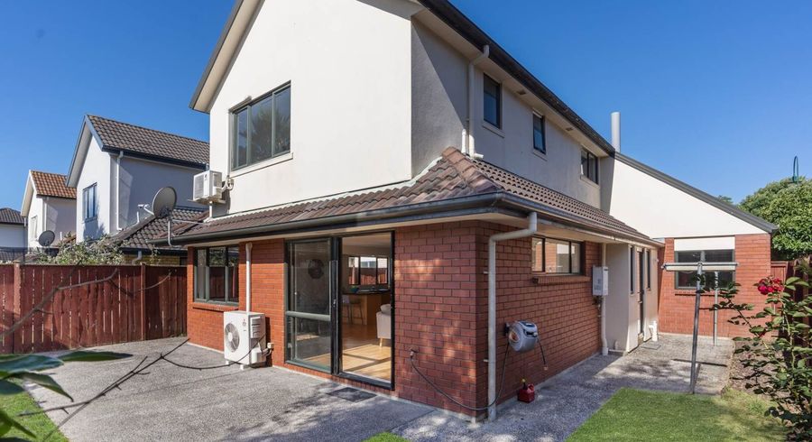  at 8 Leixlep Lane, East Tamaki, Manukau City, Auckland