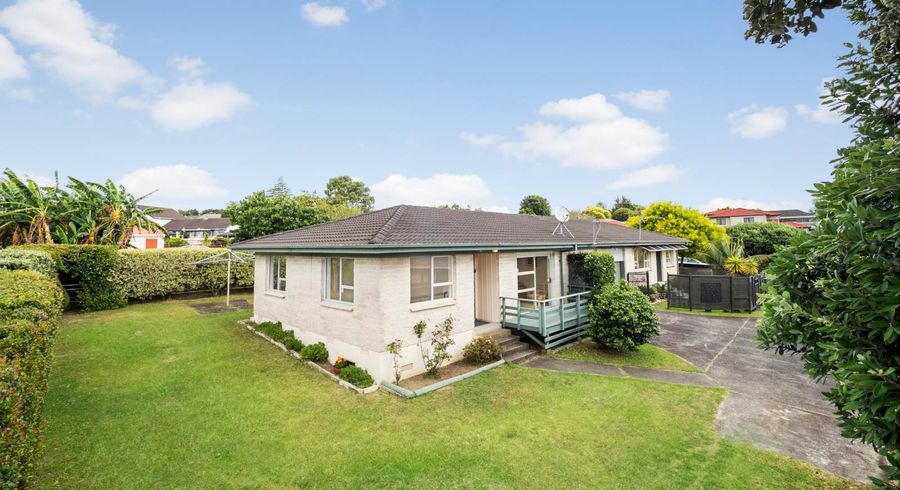  at 19B Diorella Drive, Clover Park, Auckland