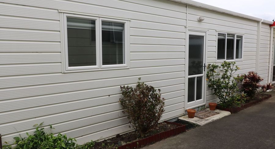  at 69 Maplesden Drive, Clendon Park, Manukau City, Auckland