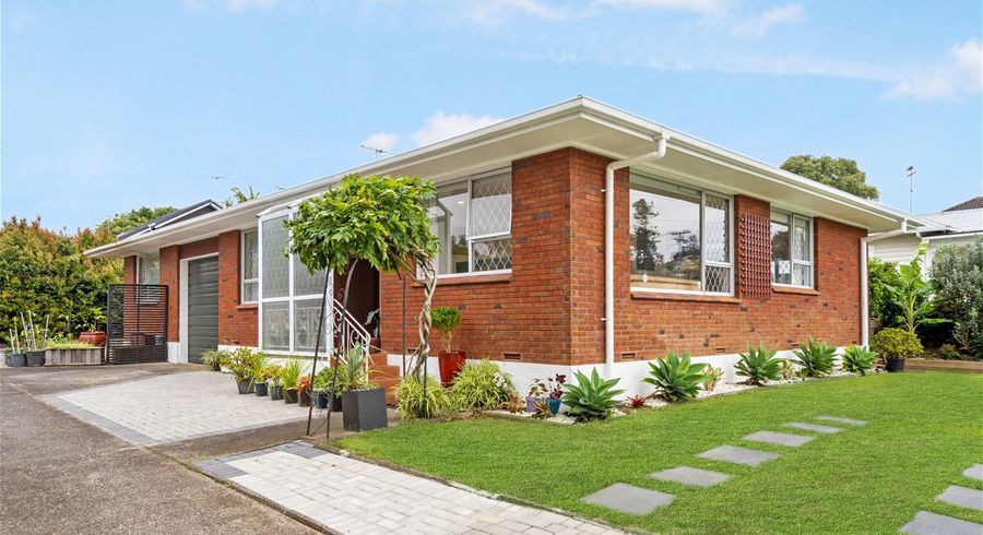  at 1/8 Atherton Road, Epsom, Auckland