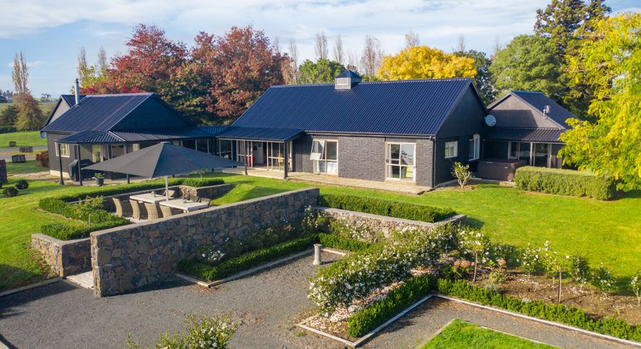  at 25 Arana Drive, Drury