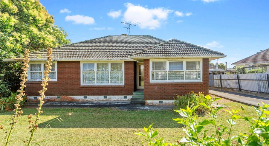  at 26 Crown Crescent, Otara, Auckland
