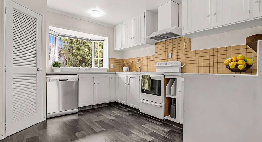  at 32 Mcmeekan Avenue, Chartwell, Hamilton, Waikato