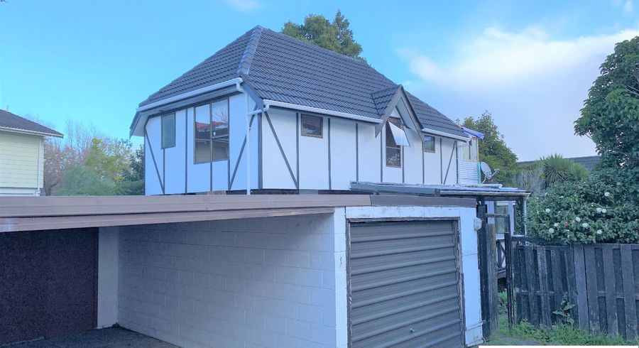  at 46B Tree View Ave--Viewing--On Sat 6th July at 12:30-12:50pm, Glenfield, North Shore City, Auckland