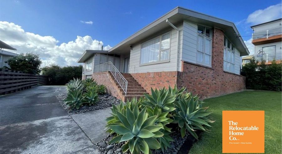  at New Lynn, Waitakere City, Auckland