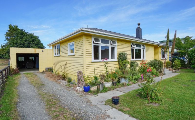  at 17 Half Mile Road, Tuatapere, Tuatapere