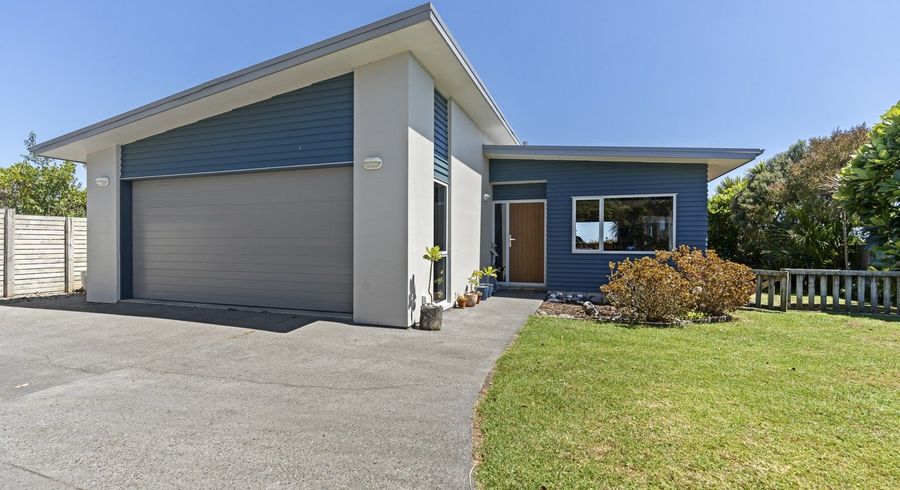  at 5D Tui Grove, Oakura