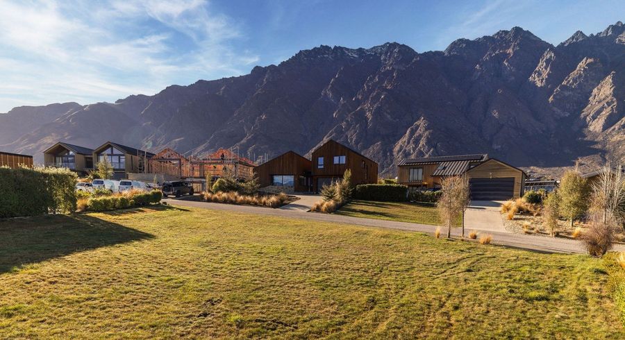  at 11 Falconer Rise, Jacks Point, Queenstown-Lakes, Otago