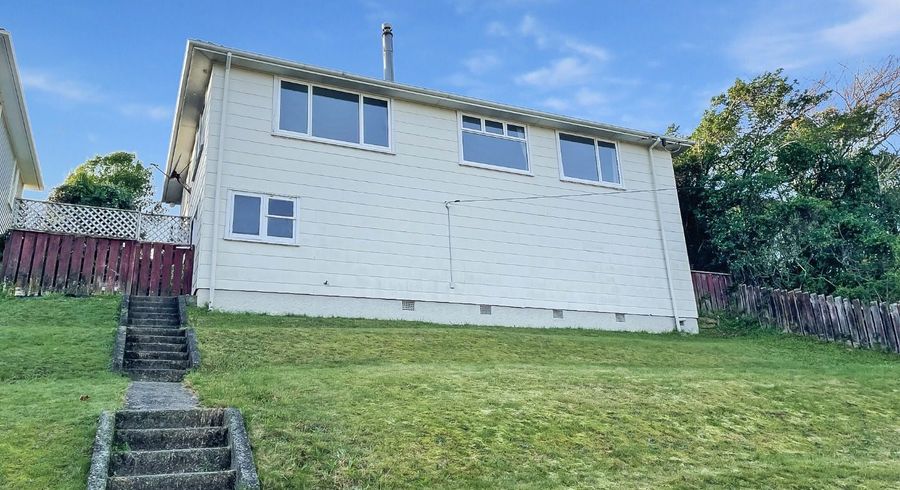  at 15 Anthony Street, Tawa, Wellington, Wellington