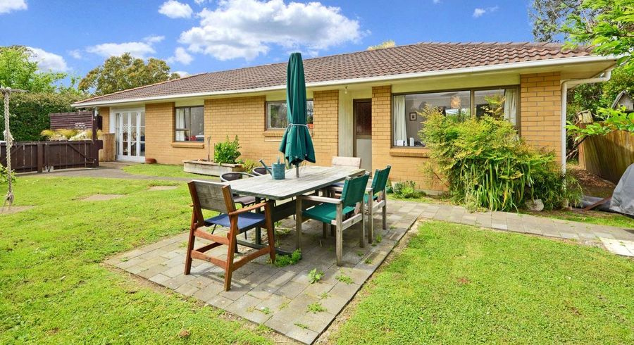  at 2/8 Esmonde Road , Takapuna, North Shore City, Auckland