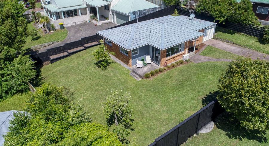  at 18 Captain Scott Road, Glen Eden, Auckland