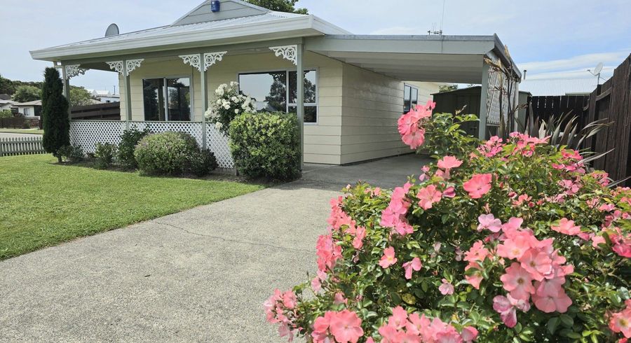  at 1 Tiller Close, Kelvin Grove, Palmerston North, Manawatu / Whanganui