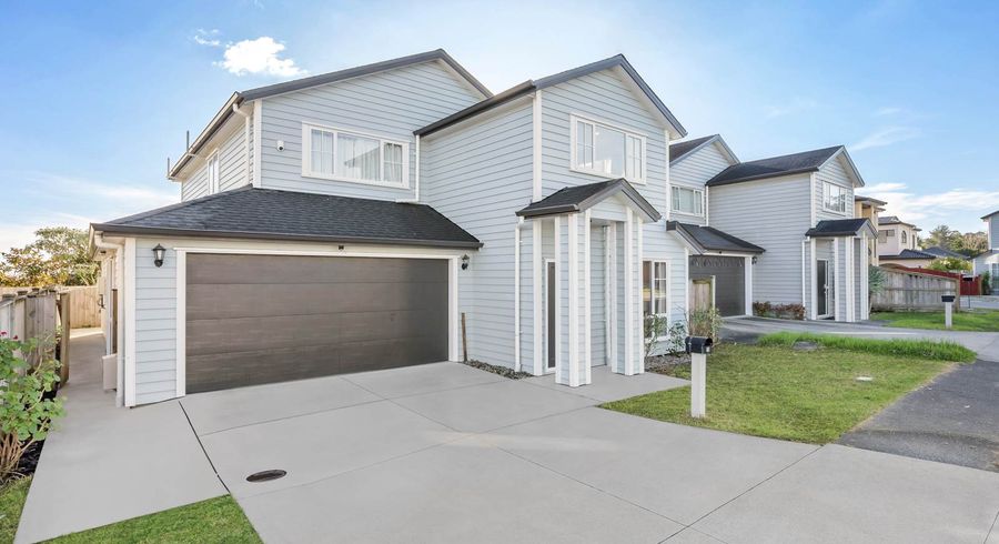  at 12 Shelby Lane, Flat Bush, Auckland