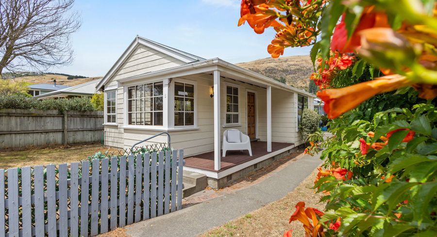  at 1/8 Duncan Street, Sumner, Christchurch City, Canterbury