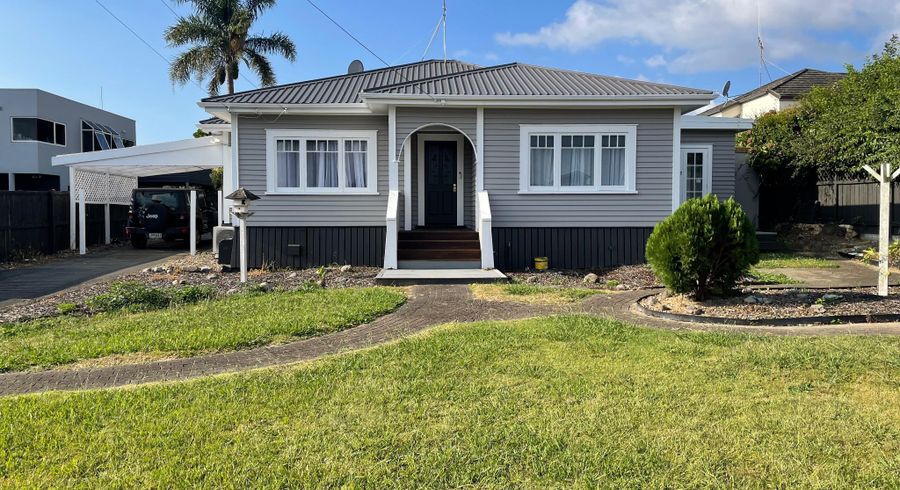  at 8 Killarney Street, Hamilton Lake, Hamilton, Waikato