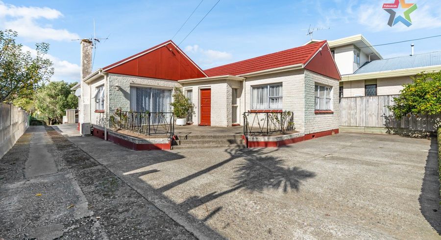  at 17 Charleston Avenue, Boulcott, Lower Hutt, Wellington