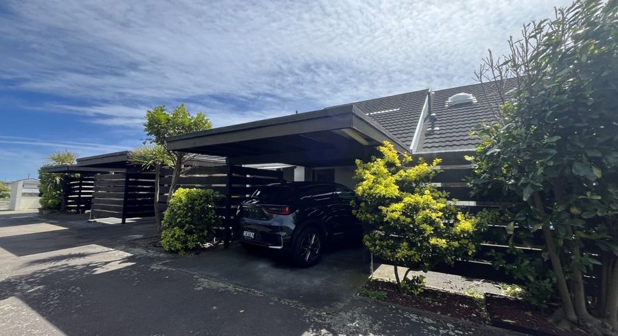  at Titahi Bay, Porirua, Wellington