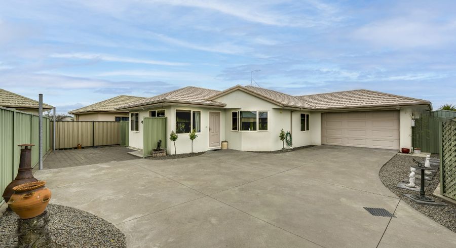  at 5a Queens Walk, Taradale, Napier, Hawke's Bay