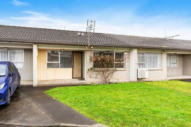  at 5/25 Aranui Road, Mount Wellington, Auckland