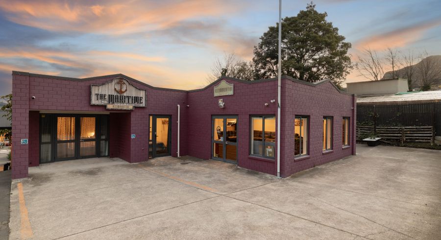  at 19 Oxford Street, Lyttelton, Banks Peninsula, Canterbury