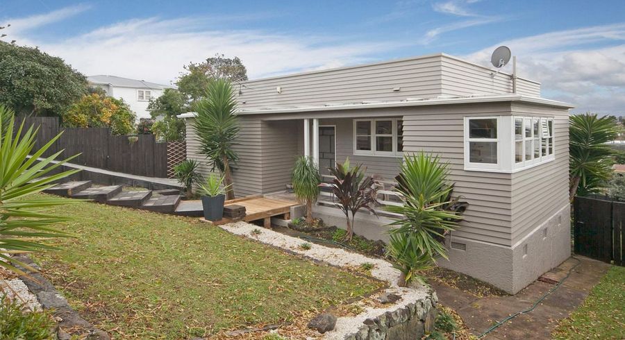  at 53 Waiohua Road, Greenlane, Auckland City, Auckland