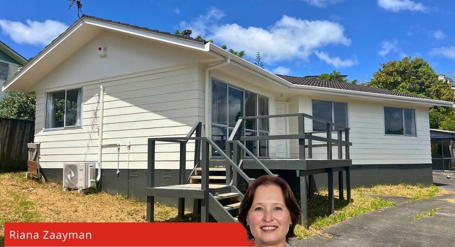  at 4 Garton Drive, Massey, Waitakere City, Auckland