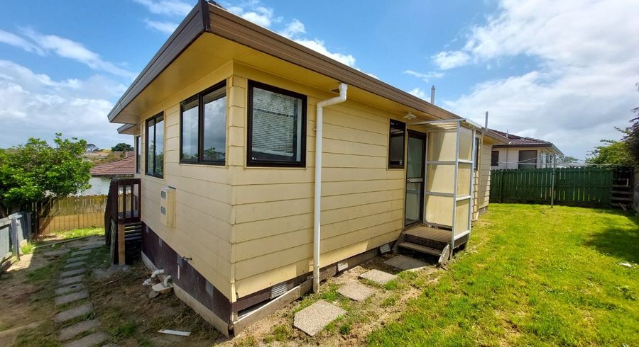  at 2/19 Silver Creek Road, Weymouth, Manukau City, Auckland
