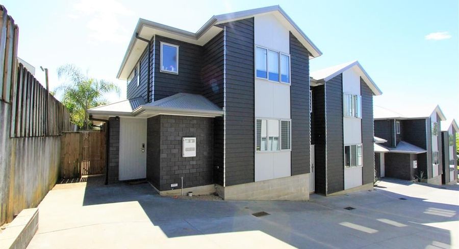  at 3/28 Hunter Street, Hamilton Lake, Hamilton