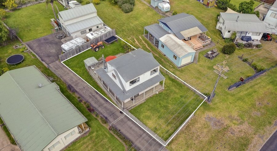  at 18A Captain Cook Road, Cooks Beach, Thames-Coromandel, Waikato