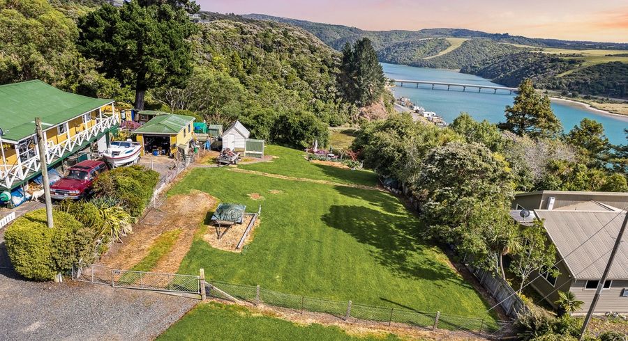  at 45 Sheffield Street, Taieri Mouth, Clutha, Otago